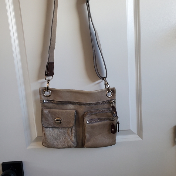Roots Genuine Leather Village Crossbody Purse - Picture 5 of 7